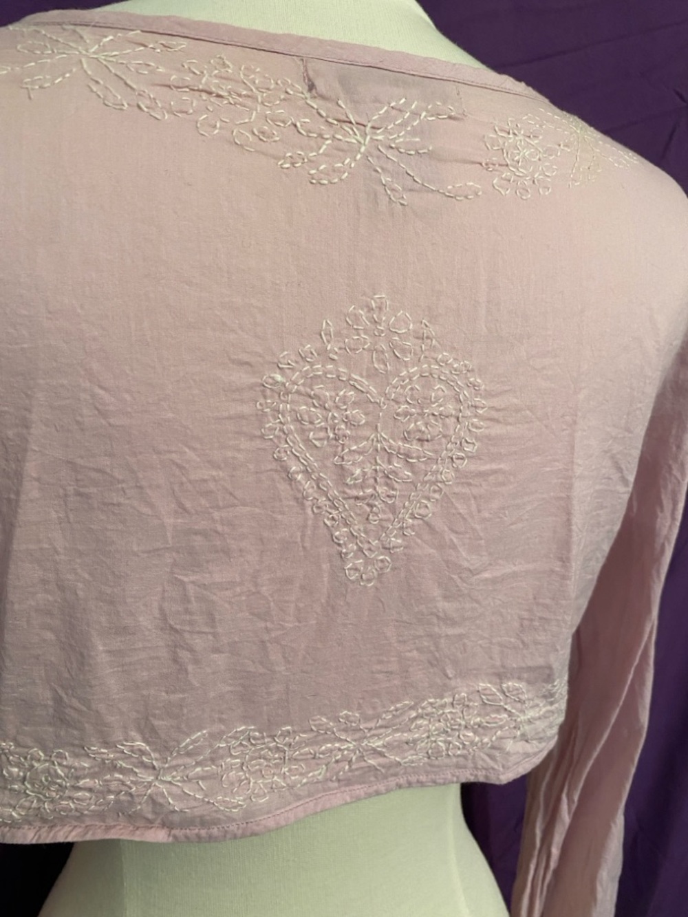 Vintage 90s Free People Pale Pink Embroidered Tie-Front Bolero. Size M. - Picture 7 of 9
